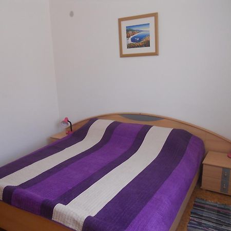 Apartments Villa Alfa Trogir Habitación foto